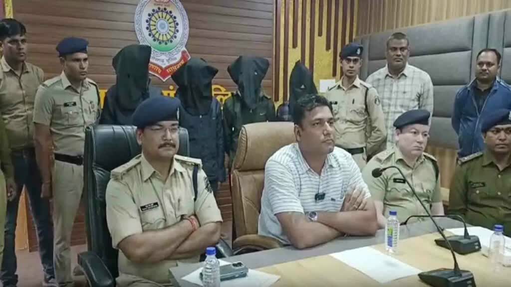 CG NEWS : फिल्मी स्टाइल में  बिजनेसमैन की हत्या, पुलिस ने अंधे कत्ल की गुत्थी सुलझाई, 4 आरोपी हुआ गिरफ्तार....