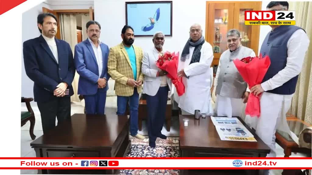 Jharkhand Politics: झारखंड में सियासी गर्माहट के बीच कांग्रेस अध्यक्ष से मिले चंपई सोरेन, इन मुद्दों पर हुई र्चचा