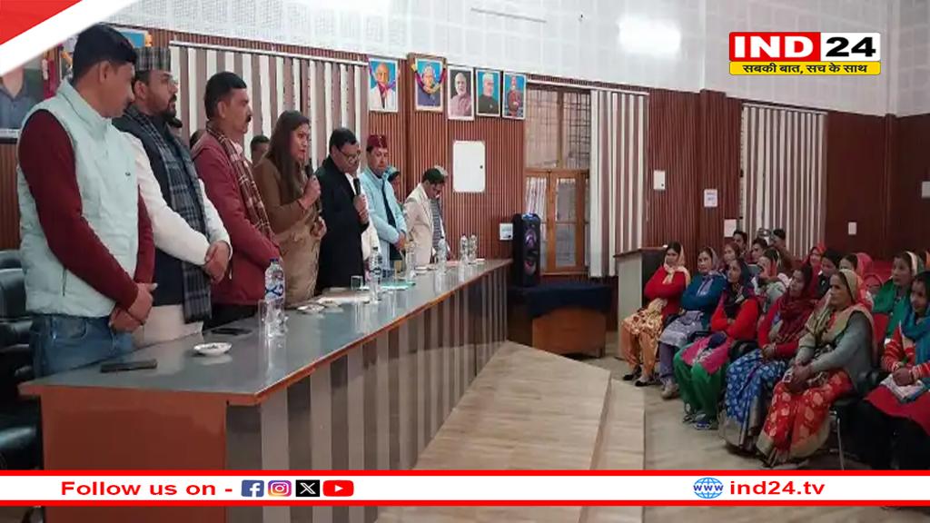 नगर पंचायत थराली के नवनिर्वाचित अध्यक्ष और सभासदो ने ली पद की शपथ, कार्यकर्ताओं को किया सम्मानित