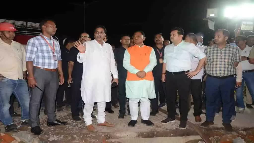 CG NEWS : बिजली विभाग के डिवीजन दफ्तर में भीषण आग...CM Sai ने घटनास्थल का किया निरीक्षण कहा -जिनको भी घटना से क्षति हुई उसकी भरपाई करेंगे