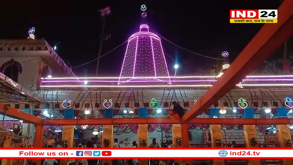 चैत्र नवरात्रि के पहले दिन मां विंध्यवासिनी मंदिर में उमड़ी भक्तों की भीड़