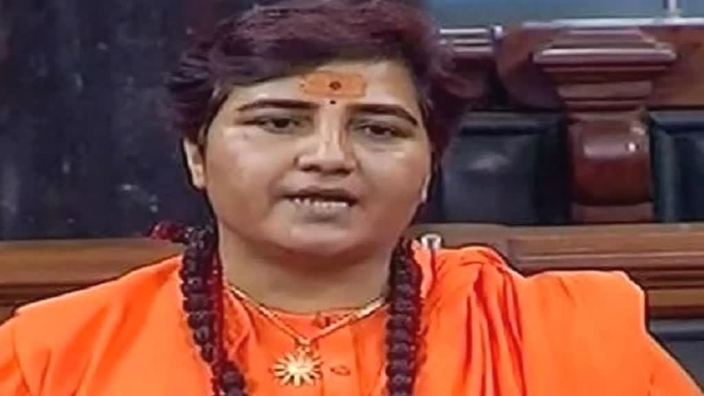 अभिनेता प्रकाश राज और स्टालिन के बयान पर साध्वी प्रज्ञा सिंह ने दी कड़ी प्रतिक्रिया, कहा- ये खलनायक है