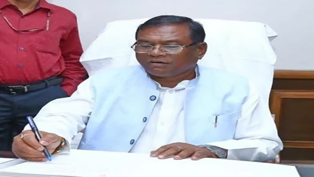 केंद्रीय मंत्री फग्गन सिंह कुलस्ते का दावा, बोले- BJP के साथ आदिवासी समुदाय  