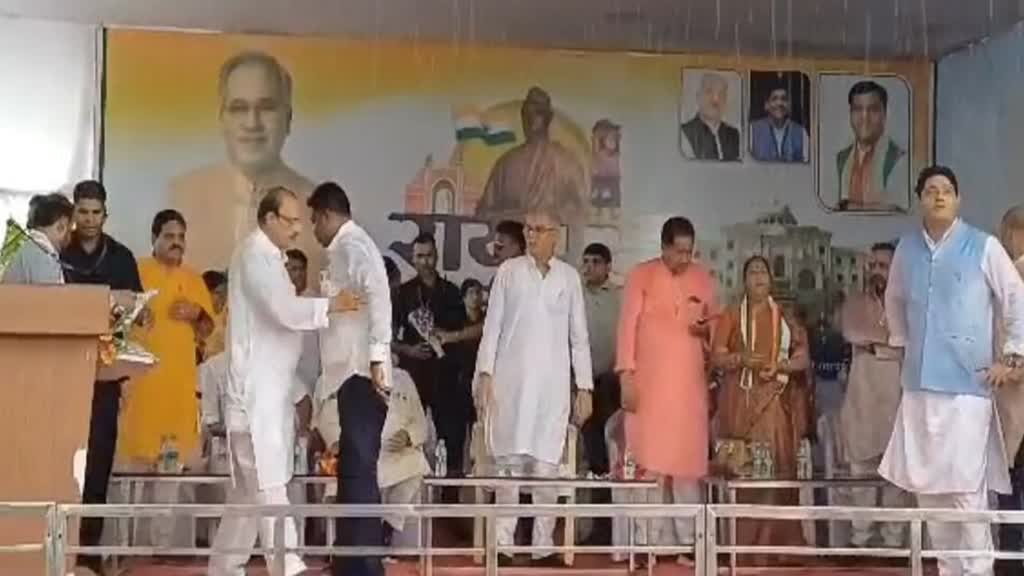 CG NEWS :  महापौर ढेबर का बड़ा बयान, कहा - “सीएम साहब आप टिकिट किसी को भी दें.....