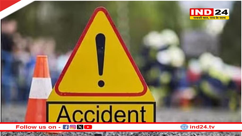 अनियंत्रित होकर पेड़ से टकराई तेज रफ्तार कार,3 की मौत