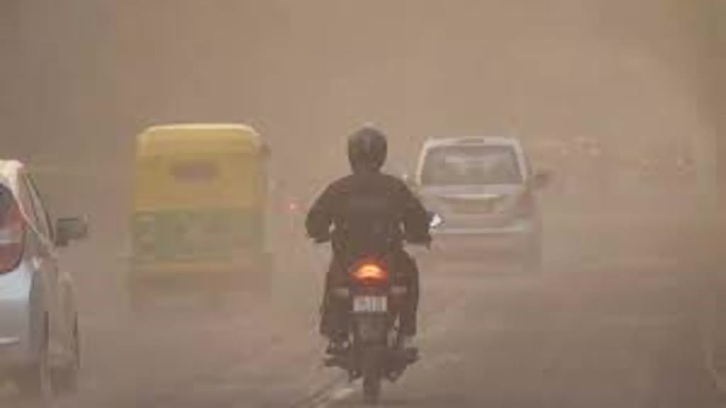 दिल्ली में वायु प्रदूषण की स्थिति ‘गंभीर’, 9 से 18 नवंबर तक स्कूलों में शीतकालीन अवकाश