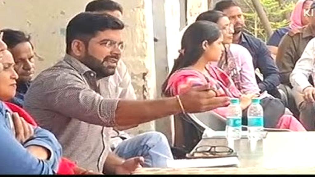 हबीबपुर कुड़ी गांव में सरकार का जनता दरबार, उपजिलाधिकारी ने लगाया एक दिवसीय शिविर