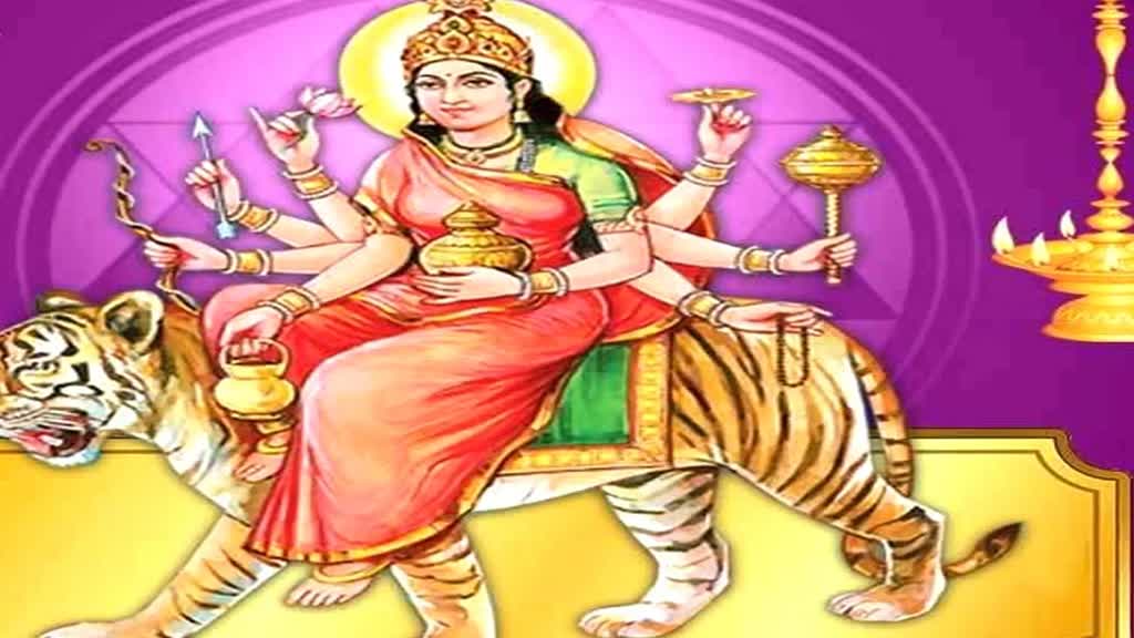 नवरात्रि के चौथे दिन इस तरह करें मां कुष्मांडा की पूजा, जानें पूजा-विधि और भोग