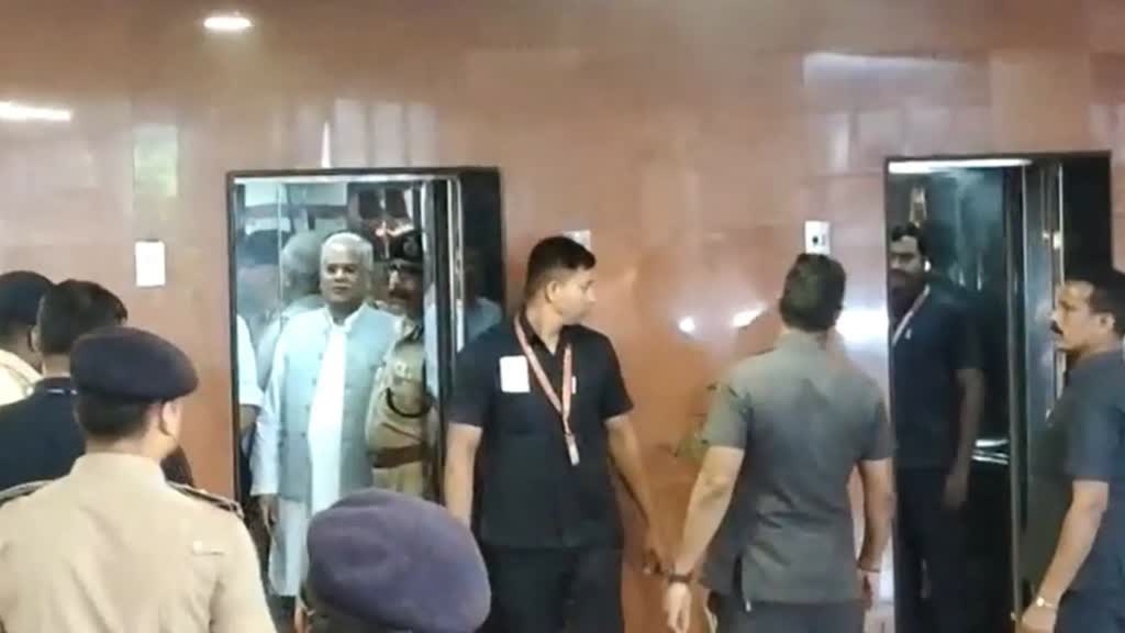 CG News : यूनिफाइड कमांड की बैठक:  CM बघेल, गृहमंत्री, मुख्य सचिव, DGP समेत कई अफसर मौजूद,....