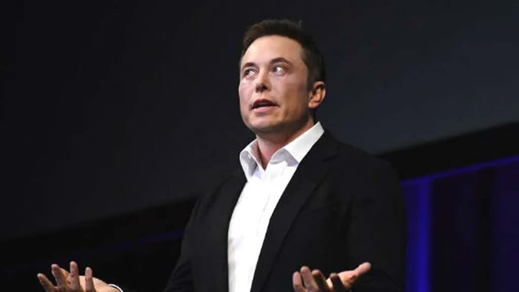 एलन मस्क ने दिया भारतीय यूजर्स को झटका, बढ़ाई 35% प्रीमियम फीस