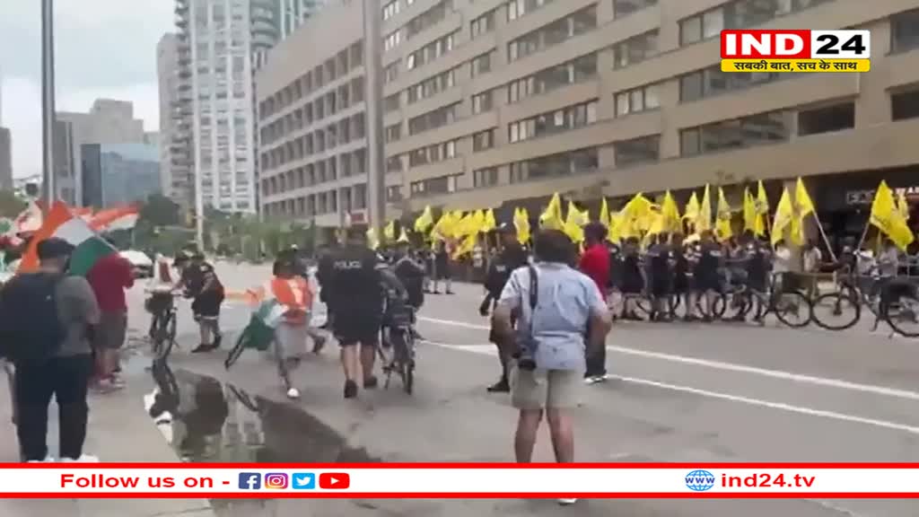 Khalistan समर्थकों का टोरंटो में भारतीय दूतावास के सामने विरोध प्रदर्शन, तिरंगे के साथ किया दुर्व्यवहार