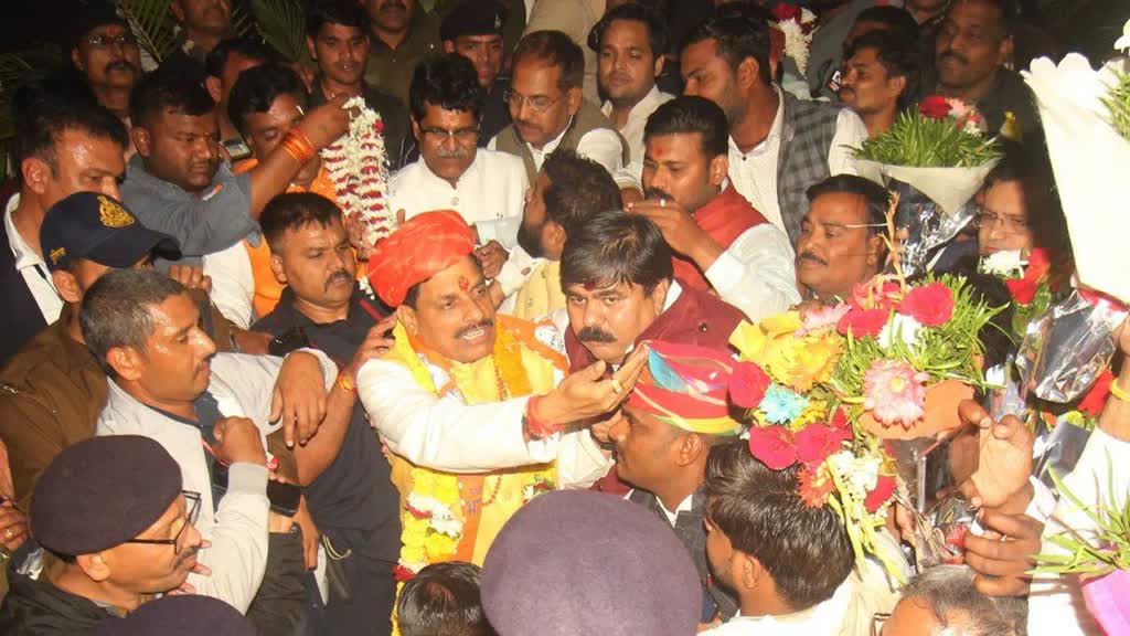  मध्यप्रदेश में यादव मुख्यमंत्री बनाकर भाजपा ने उत्तरप्रदेश और बिहार को साधा