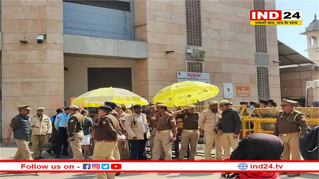 वाराणसी में ज्ञानवापी में जुमे की नमाज़ को लेकर सतर्क हुई पुलिस