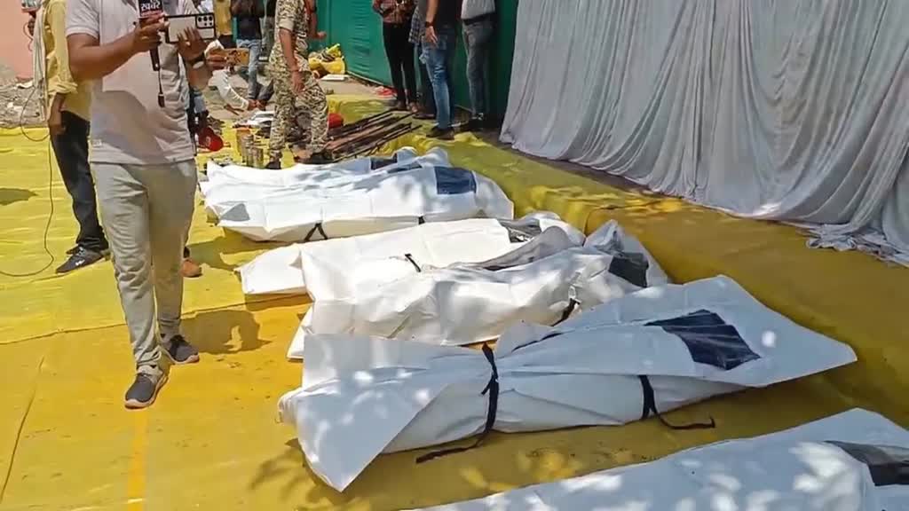 CG NEWS : सुरक्षा बलों  और नक्सलियों के बीच मुठभेड़ में सुरक्षा बलों को मिली बड़ी सफलता 