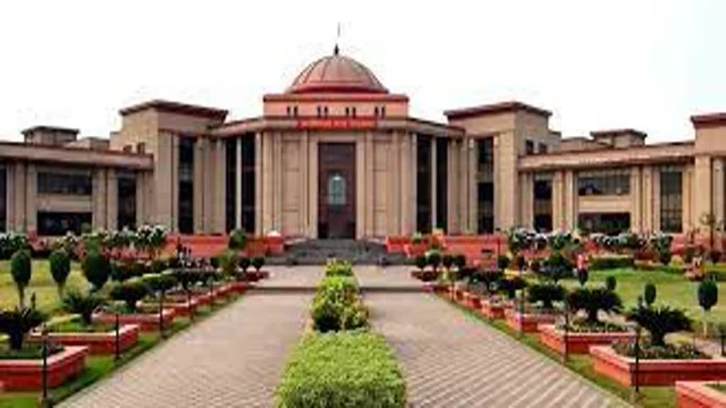 CG NEWS : इंटरव्यू में चयन हो चुका उनकी नियुक्ति का आदेश चुनाव आयोग से अनुमति लेकर जारी किया जाए :  हाईकोर्ट 