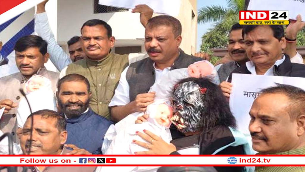 सवालों पर उठे सवाल: कांग्रेस का आरोप—घोटालों से बचने सरकार ने बदले सवाल, गांधी प्रतिमा के सामने ‘सीरप कांड’ पर धरना