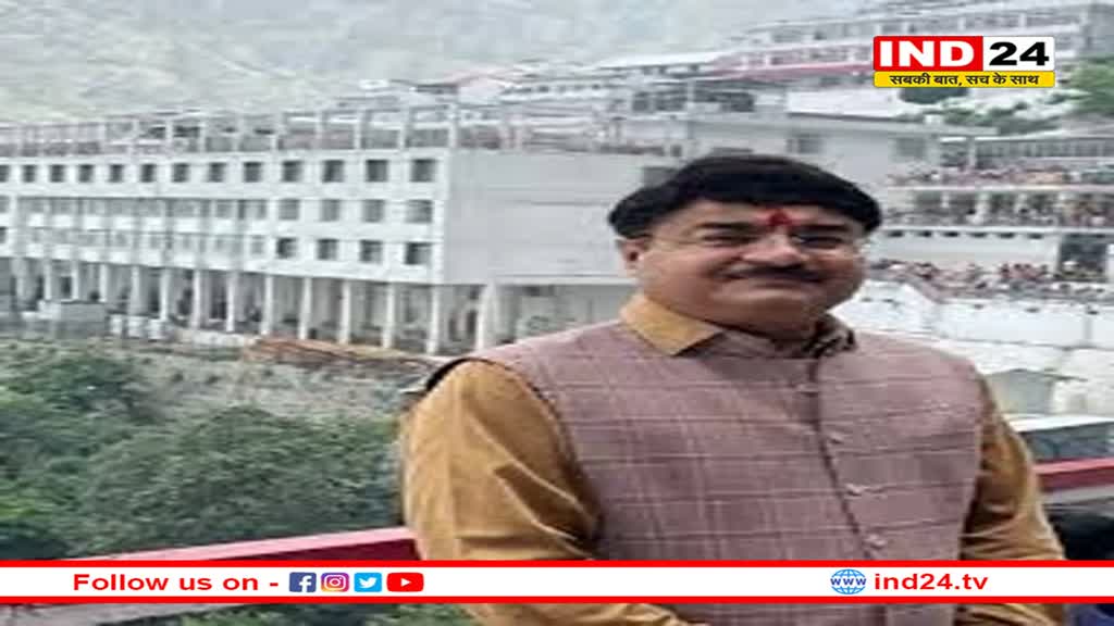 आधी रात को सड़कों पर उतरे MP के ये मंत्री, रेत से भरे ओवरलोड़ डंपरों को किया पुलिस के हवाले